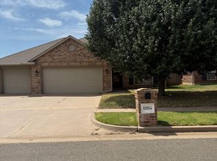 10904 SW 30th Ter, Yukon, OK 73099