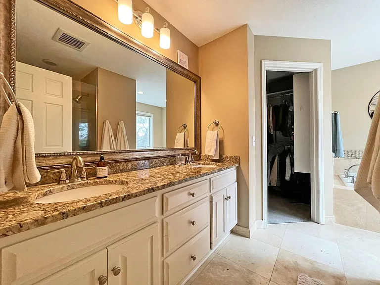 6560 Shadow Ln — Photo 19
