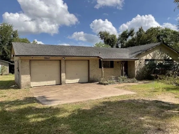 19847 County Road 319, Brazoria, TX 77422