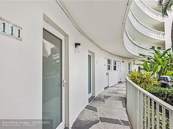 3rd image of 3250 NE 28th St APT 111