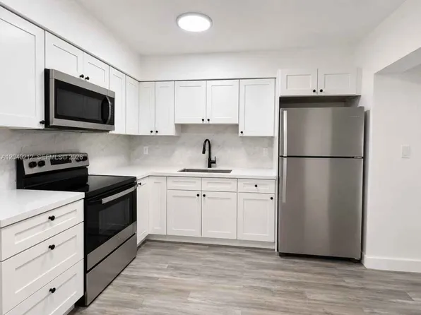 730 SW 5th Ave, Hallandale Beach, FL 33009