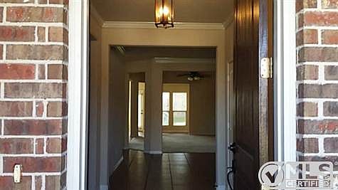 4th image of 1612 Sunrise Dr