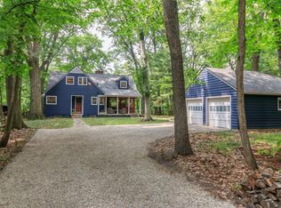 319 Walhalla Rd, Columbus, OH 43202