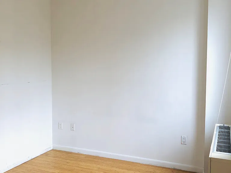 242 W 61st St #4B — Photo 11