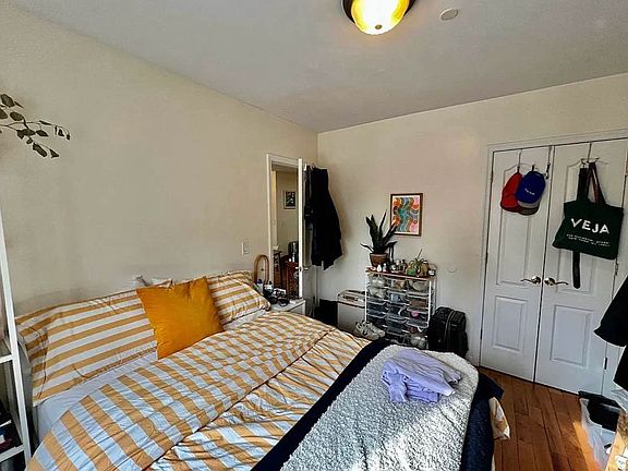 5th image of 568 Warren St Unit 7