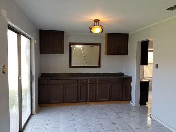 4th image of 6605 Bent Trail Dr