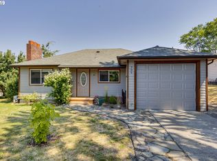 709 W 15th St, The Dalles, OR 97058