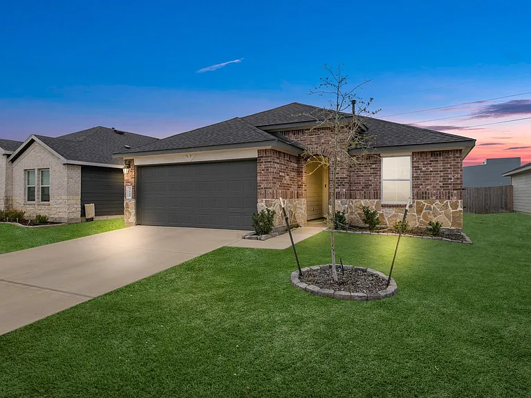 7534 Cynomys Ct — Photo 1