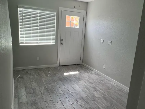 12717 W Amy Dr #4, Surprise, AZ 85378