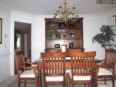 4th image of 1215 Riverwoods Dr