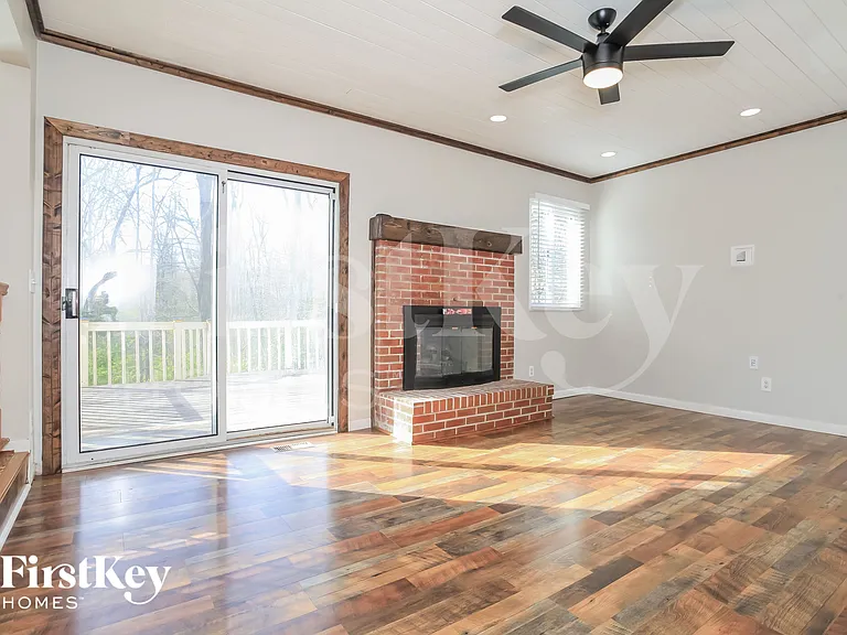3072 Hoock Ct — Photo 3