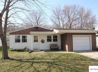 1708 S Hampshire Ave, Mason City, IA 50401