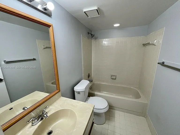 11894 SW 12th Pl #11894 — Photo 30