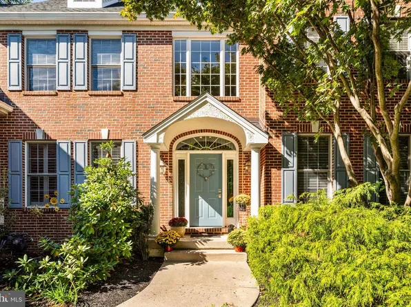 12 Cherry Farm Ln, West Chester, PA 19382