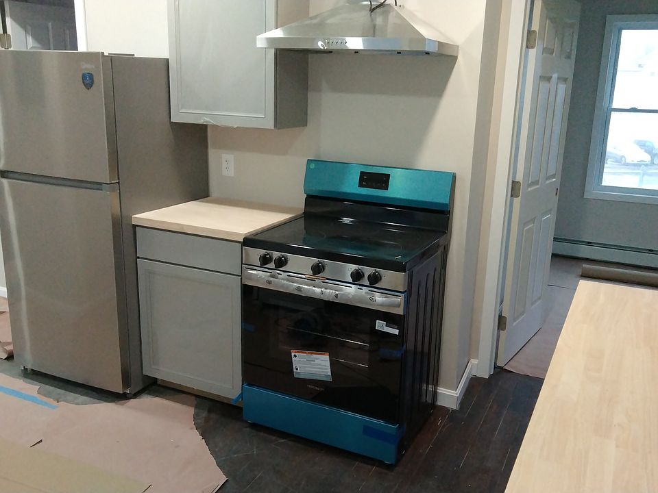 1st image of 15 John St #1