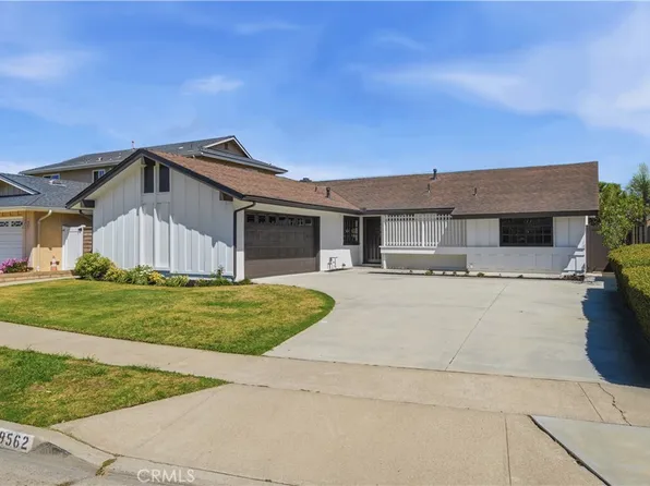 19562 Aragon Cir, Huntington Beach, CA 92646