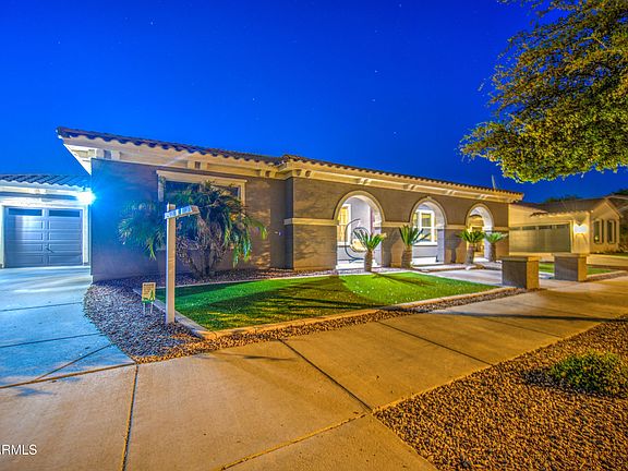 3rd image of 21186 E SUNSET Drive