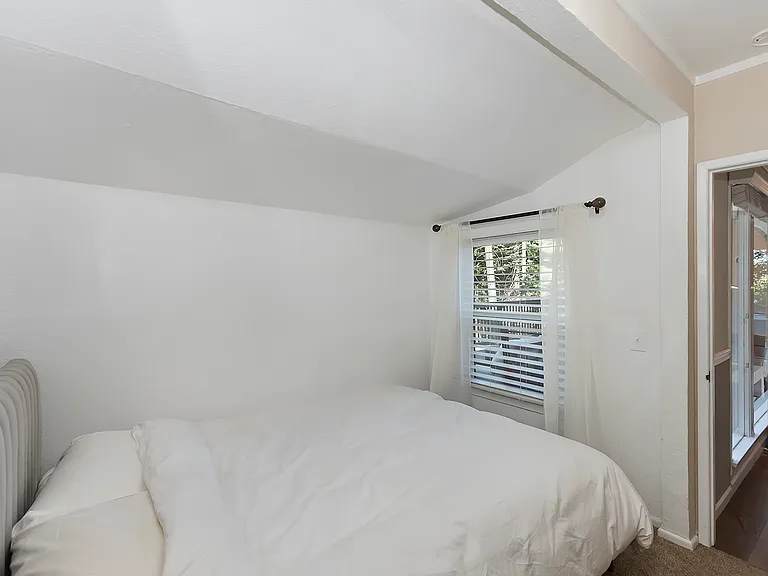 831 Blue Ridge Dr — Photo 19