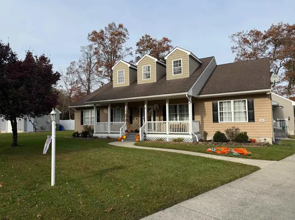 4 Lenwood Ct, Egg Harbor Township, NJ 08234