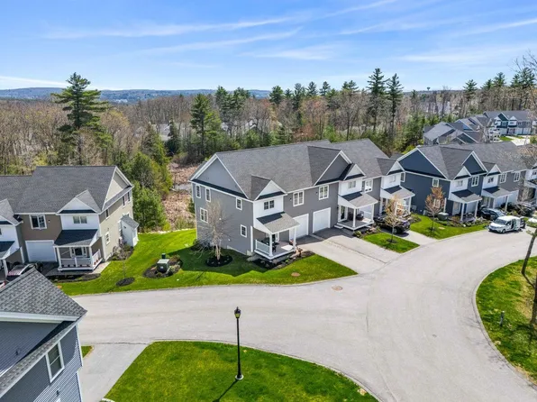 239 Knollwood Way, Manchester, NH 03102