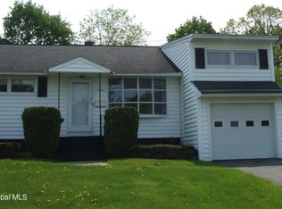 2104 Van Rensselaer Dr, Schenectady, NY 12308