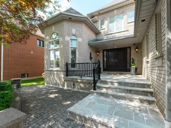 72 Alpha Ct, Vaughan, ON L4L 8Y2
