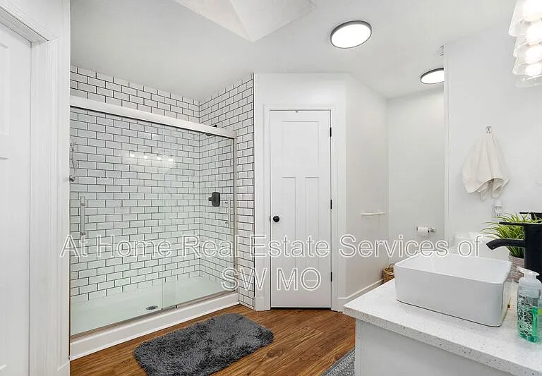 1539 W Rockwood Ct — Photo 13
