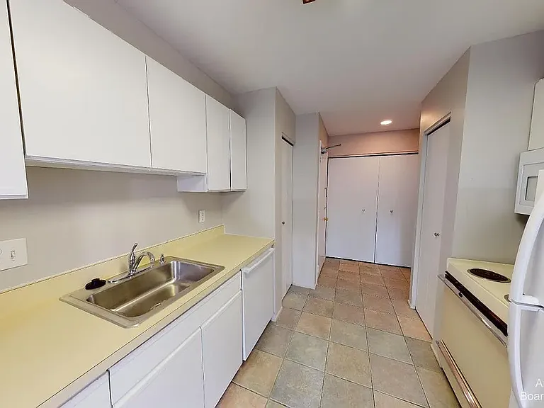 2124 Pauline Blvd #108 — Photo 3