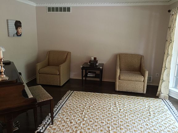 2nd image of 9109 Loma Vista Dr