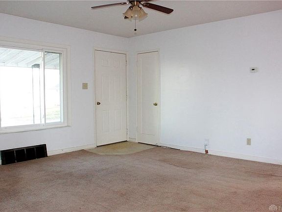 5th image of 6016 Hendon Ave