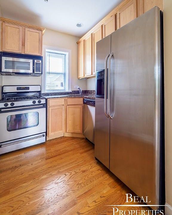 1st image of 3245 N Clifton Ave #203