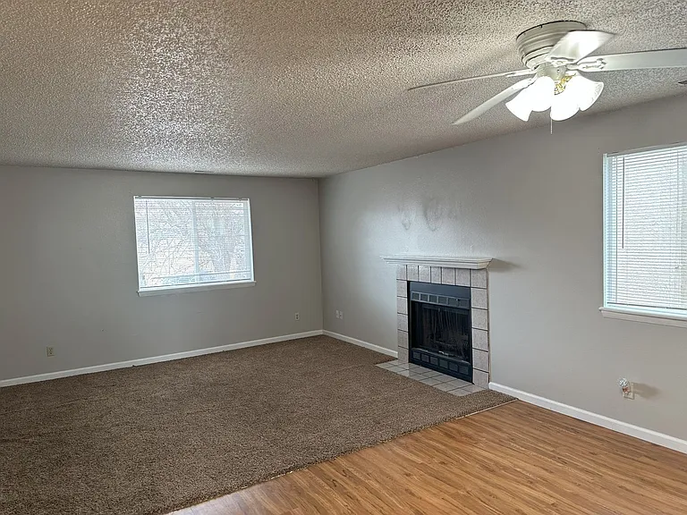 1785 Zebulon Dr — Photo 8
