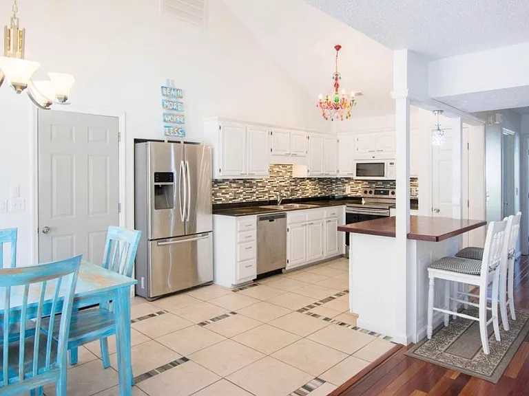 5515 Plover Ct — Photo 2