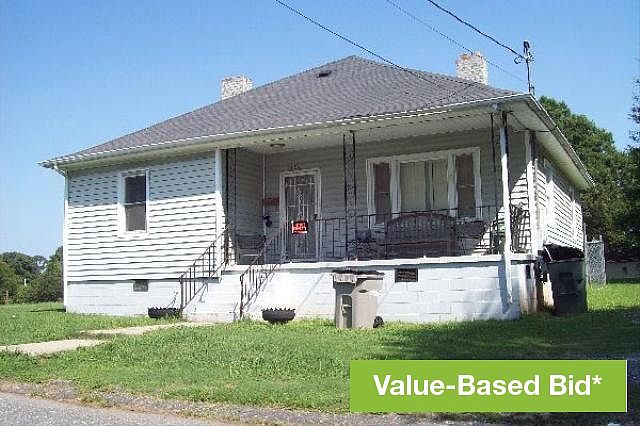 1st image of 1708 Parkdale Ave
