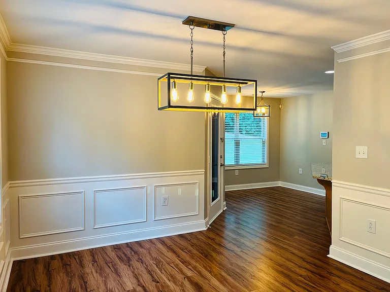 5750 Crest Hill Dr — Photo 9