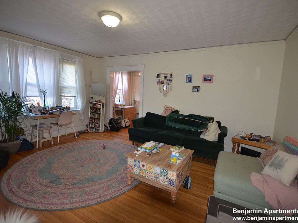 1st image of 1613 Commonwealth Ave #8
