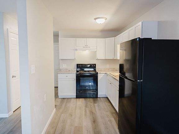 2nd image of 1105 Jones Ave #1404