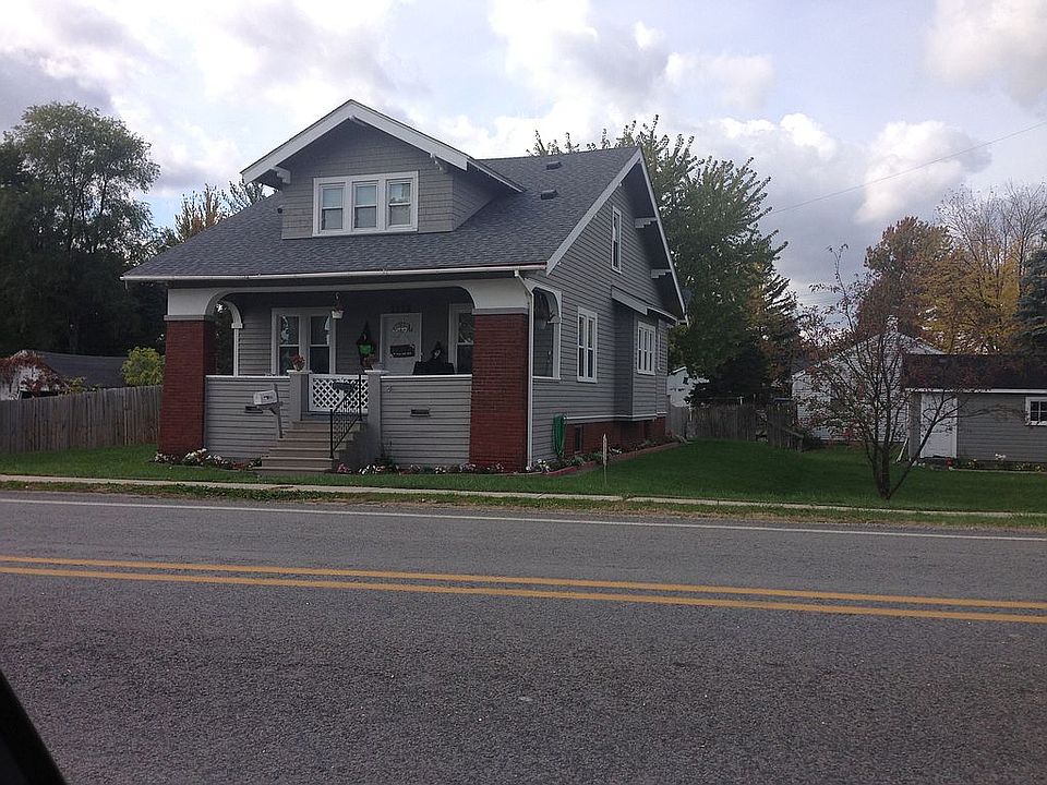 2nd image of 217 N Westervelt Rd