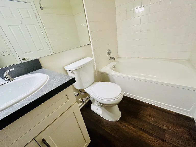 Wesley Place Apartments at Lawrenceville — Photo 204