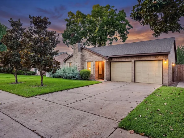 3107 Pecan Point Dr, Sugar Land, TX 77478