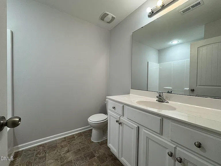 202 Cypress Hill Ln — Photo 19