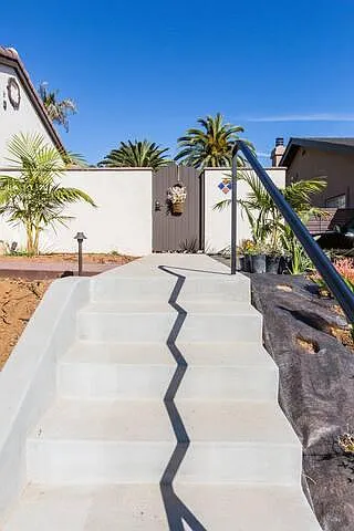 3490 Seacrest Dr — Photo 3
