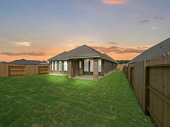5th image of 229 Violet Crown Ln