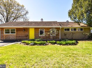 7315 Hogarth St, Springfield, VA 22151