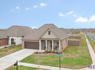 42354 Lakestone Dr, Prairieville, LA 70769
