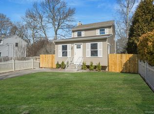 33 Wood Avenue, Mastic, NY 11950
