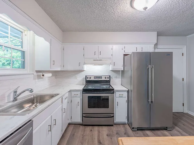 207 Whitnel Dr — Photo 18