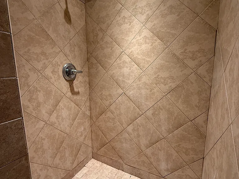 20 E Main St #6 — Photo 6