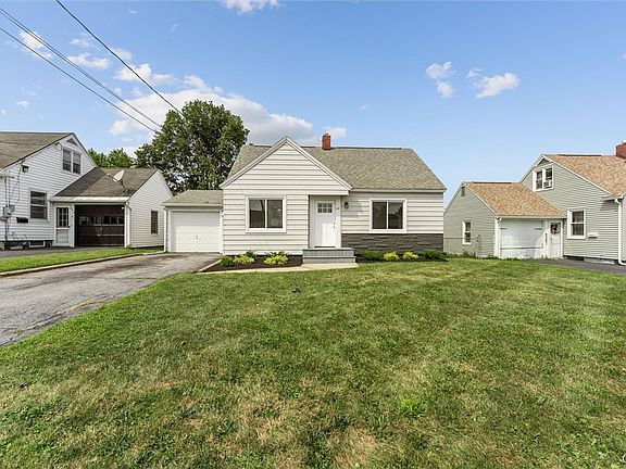 3rd image of 635 Delmar Pl