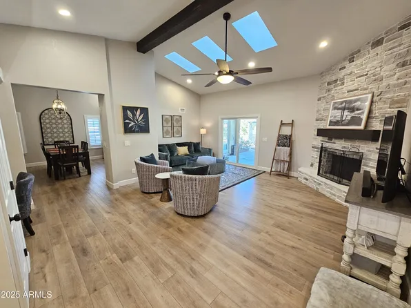 462 E MERRILL Avenue, Gilbert, AZ 85234